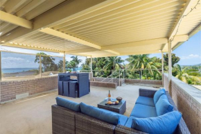 Galoola Hidden Gem, 2 97 Galoola Drive, Pet friendly, Rooftop outdoor area with spectacular views, Wi-Fi and air conditioning, Nelson Bay